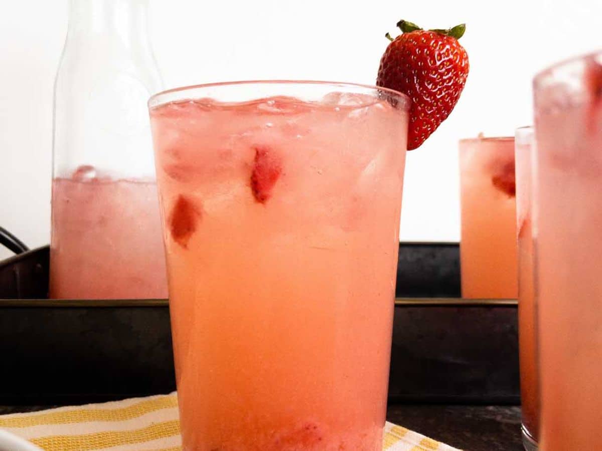 Strawberry Summer Breeze