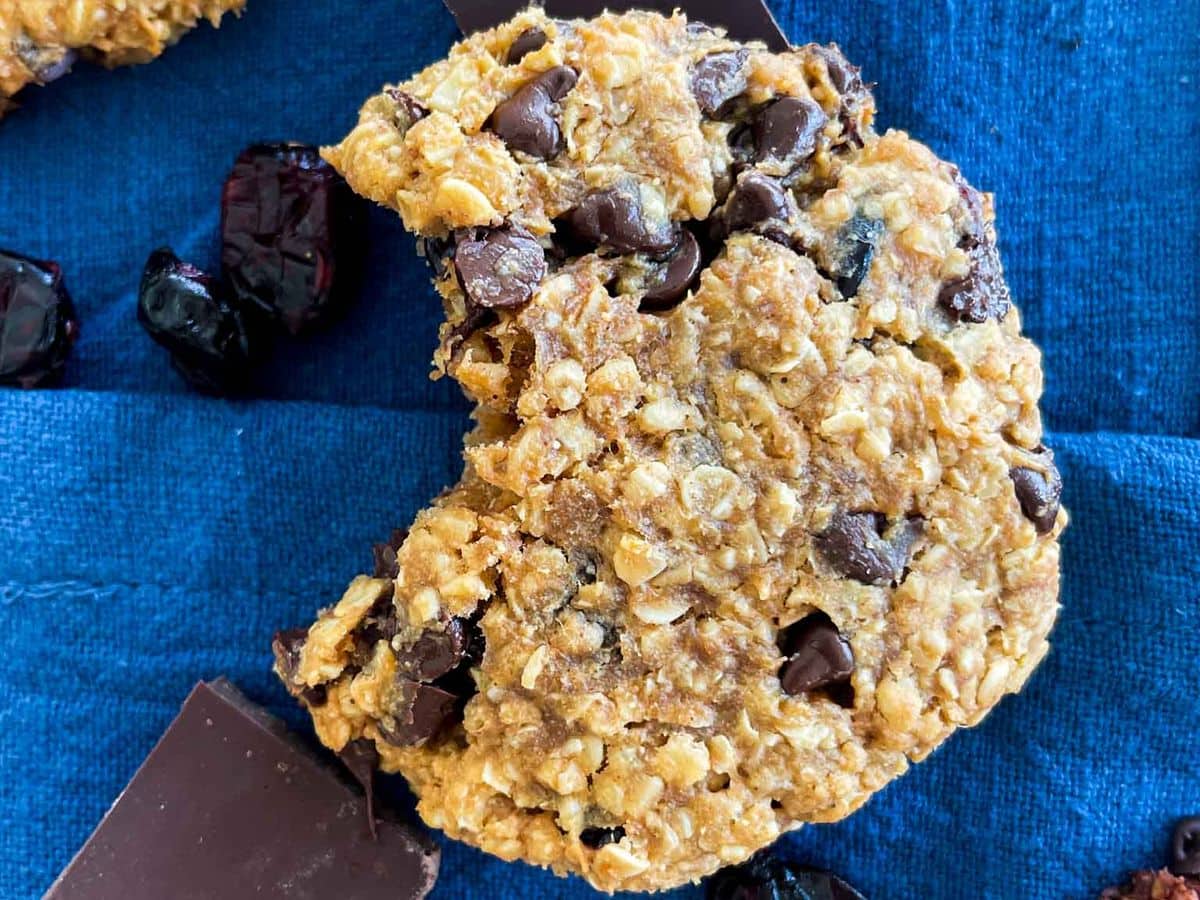 Dark Chocolate Cranberry Breakfast Cookies