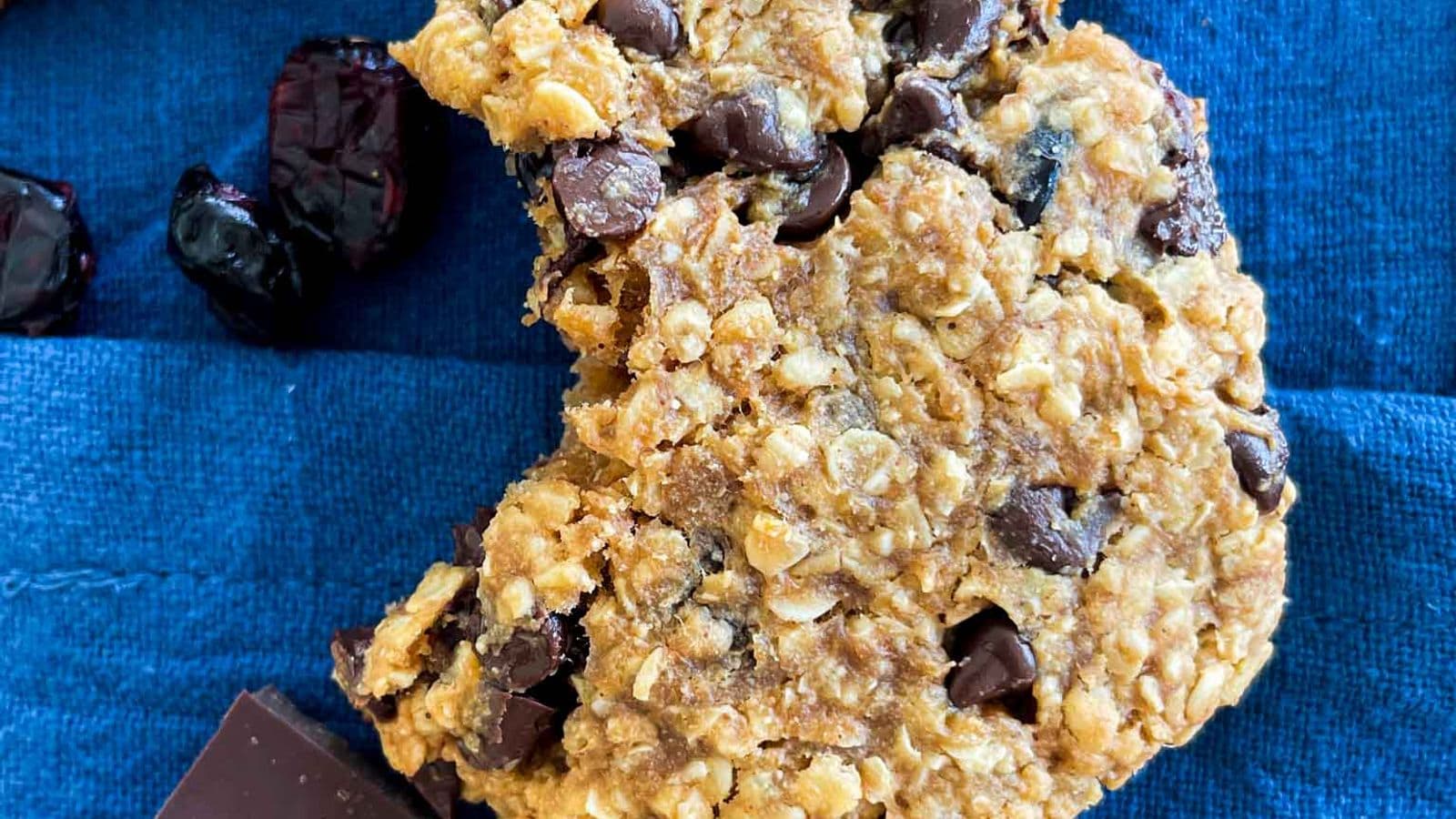 Dark Chocolate Cranberry Breakfast Cookies