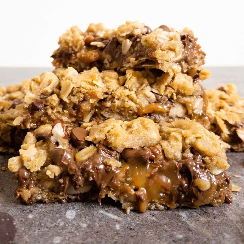 Caramel Pecan Turtle Bars