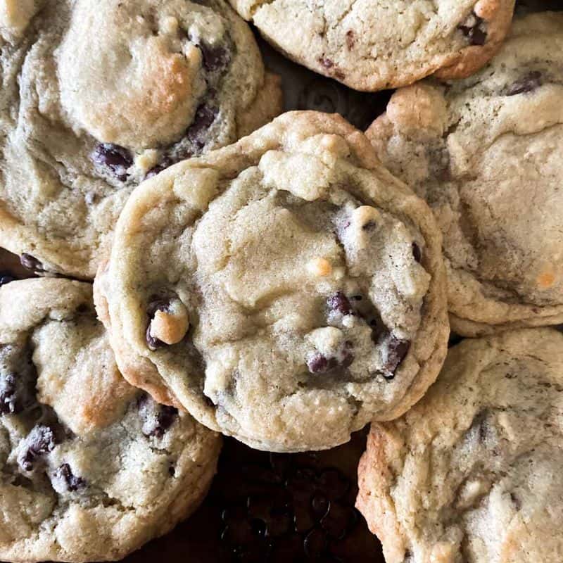 The PERFECT Chocolate Chip Cookie