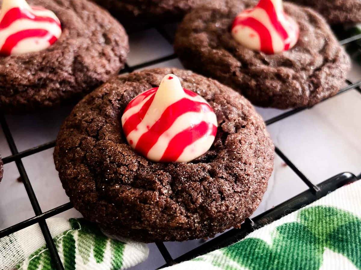 several chocolate peppermint cookies on a cooling rack
