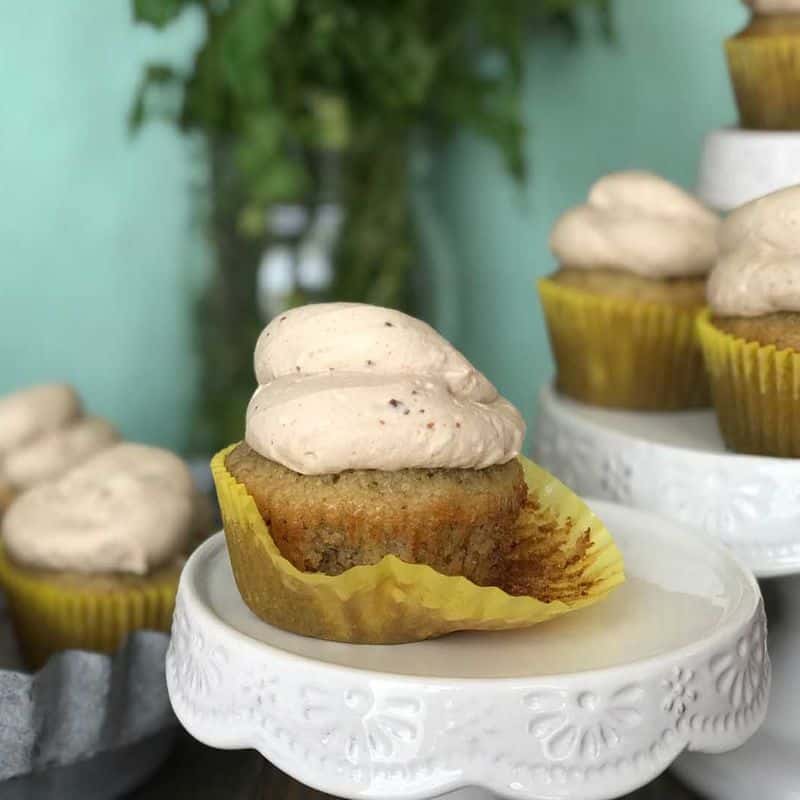 Cocoa Bar in a Jar Fluffy Frosting