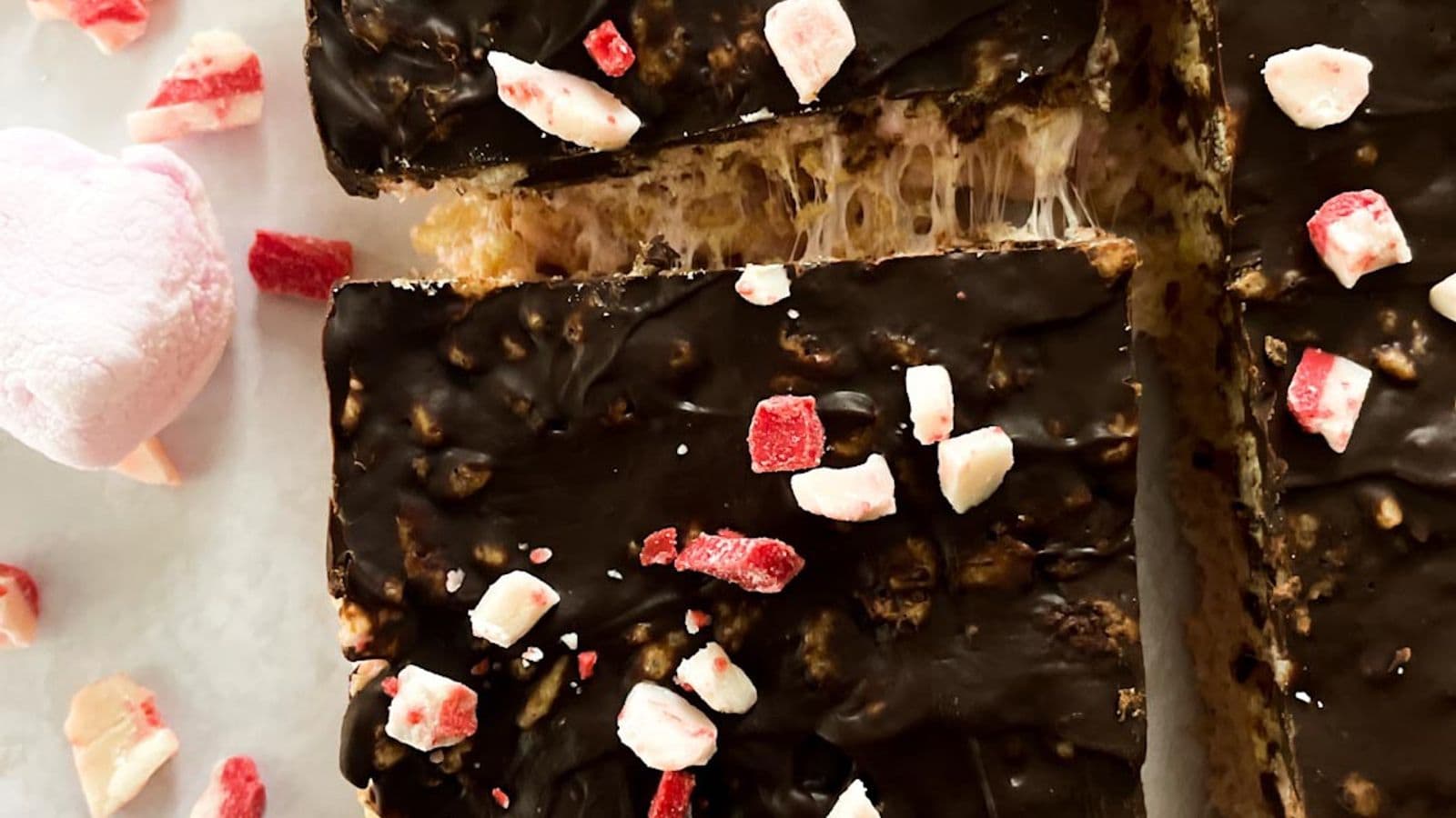 sliced dark chocolate peppermint rice krispie bars