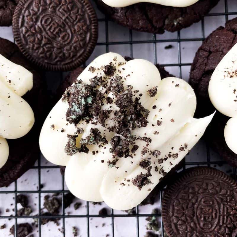 Frosted Mint Oreo Cookies