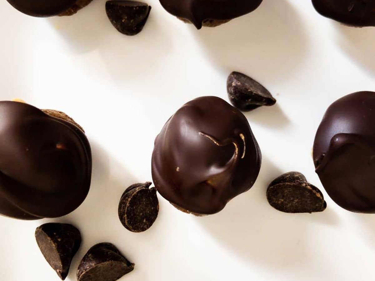 Peanut Butter Date Caramels
