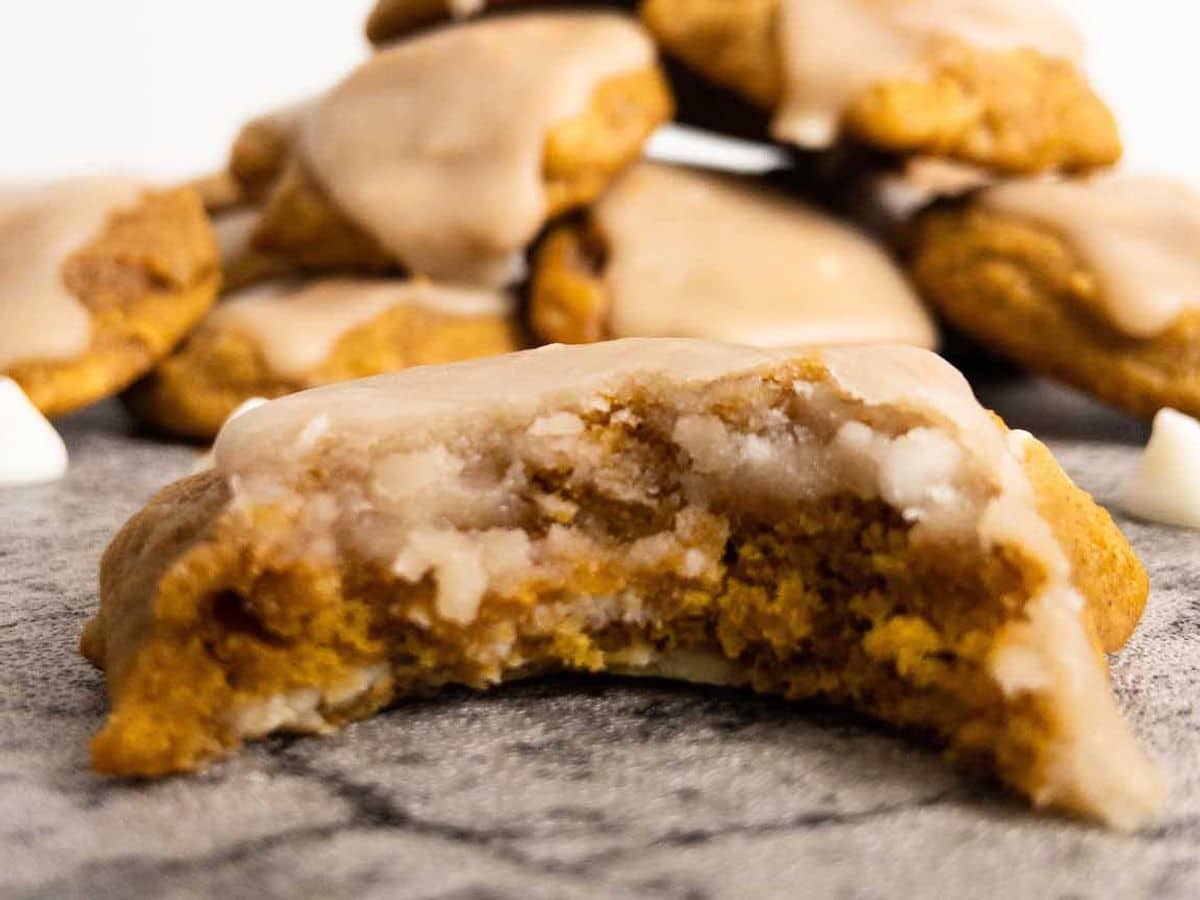White Chocolate Pumpkin Dream Cookies