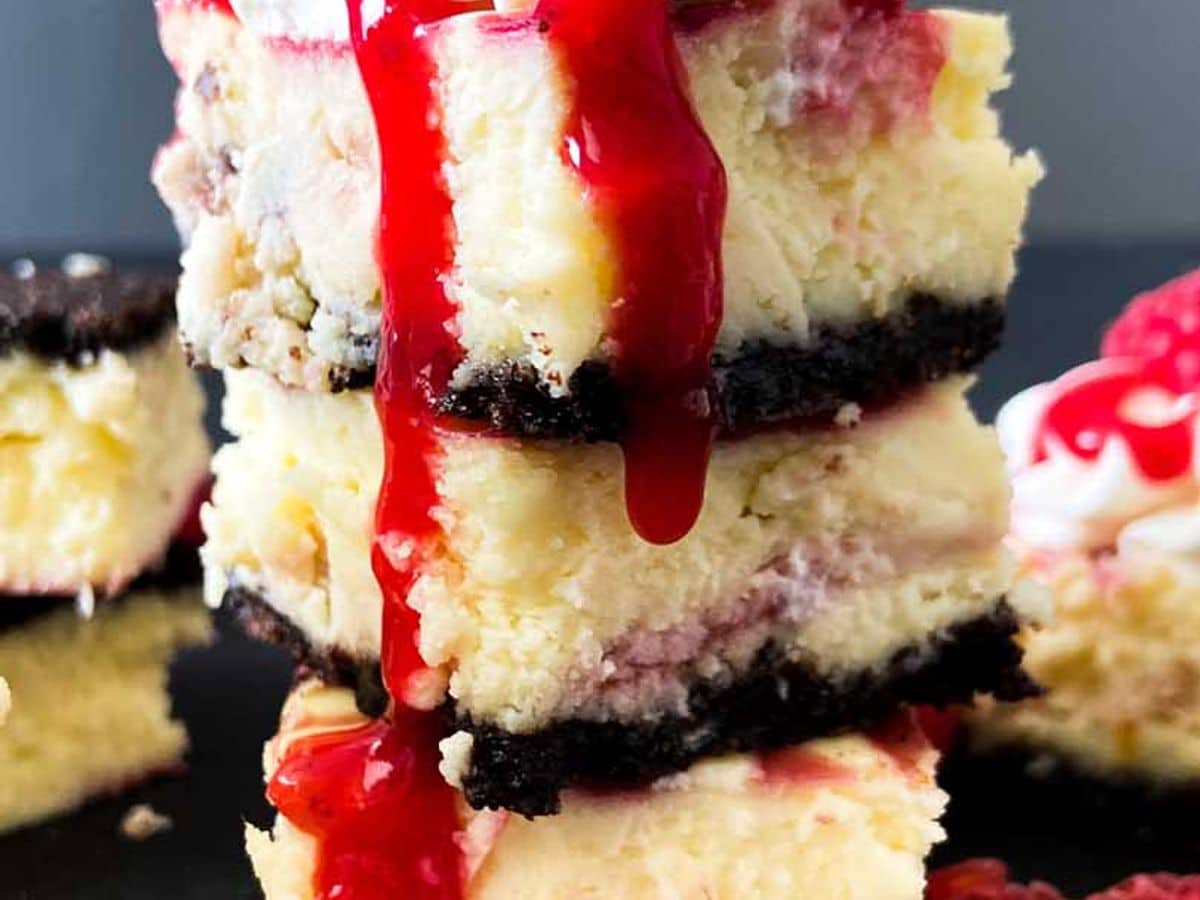 White Chocolate Raspberry Cheesecake Bars